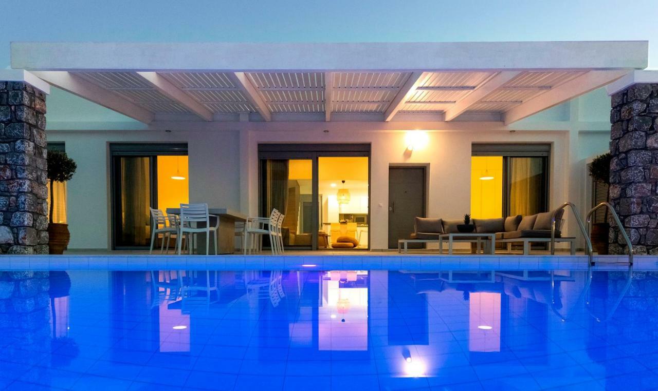 Luxury Sunrise White Villaer *